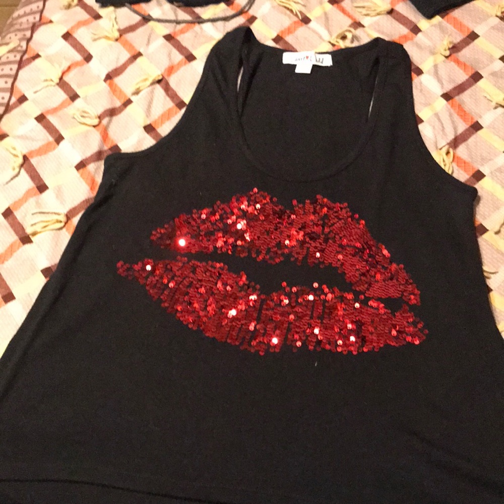 Woman’s Large black tank top